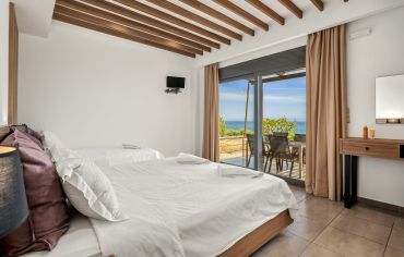 LENTAS ROOMS APARTMENTS