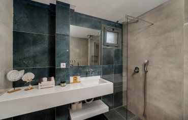 LENTAS ROOMS APARTMENTS